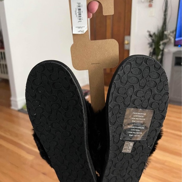 Coach Slippers size 6 - Picture 3 of 4